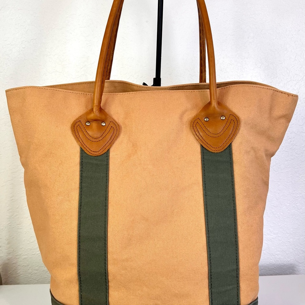 L.L. Bean vintage Boat & Tote in Tan and Green with plaid interior